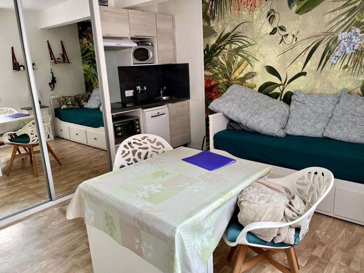 Sénane - Joli studio à 50m de la plage, parking Apartamento Courseulles-sur-Mer Exterior foto